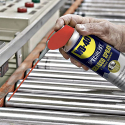 WD40 GRASSO SPRAY LUNGA DURATA