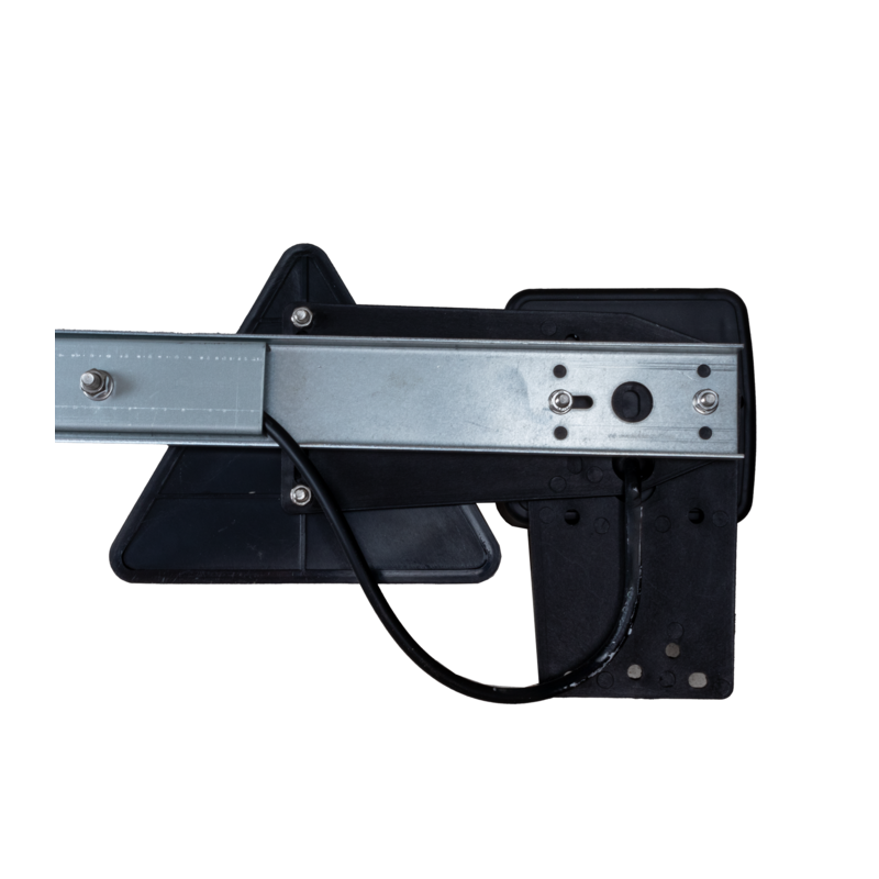 Barra regolabile 1400 ÷ 2100 mm con fanali posteriori 12V alogeni e triangoli rifrangenti