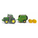 MODELLINO TRATTORE JOHN DEERE CON PRESSA PER BALLE CON DUE BALLE INCLUSE SIKU 1665
