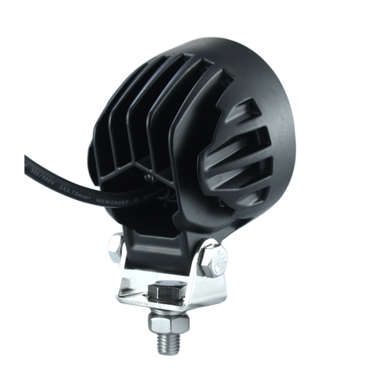 Faro lavoro LED 10-30V DC, 64W, 5120 LM. Fascio di luce ampio, 64 LED