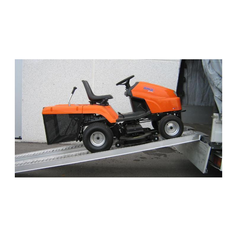 COPPIA RAMPE CON BORDI PER VEICOLI PORTATA KG 4500