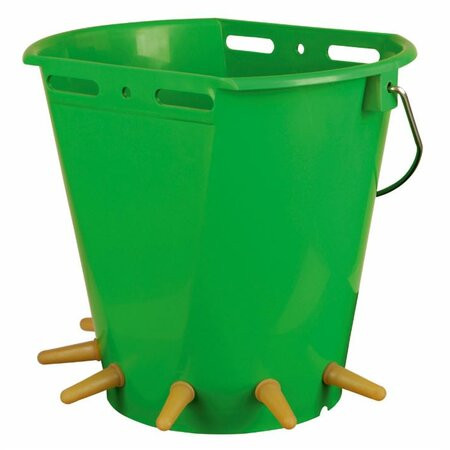 Secchi e bottiglie