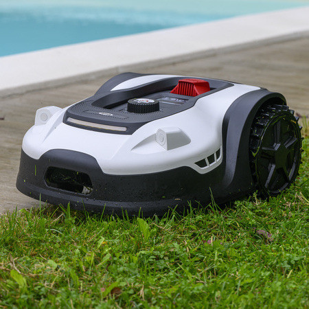 Robot tagliaerba